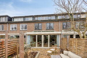 Woudbes 23 Leiden Woudbes 23 Leiden