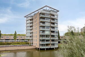 Joop den Uyllaan 111 Schiedam